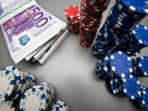 Служащий немецкого банка присвоил €8,4 млн для игры в казино